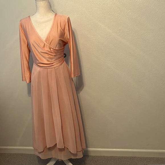 Weddings/Parties/NYE.  3/4 sleeves with wrap bust.  New with tags. - Picture 1 of 6